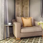 Mosaic Apartmanhotel 4*
