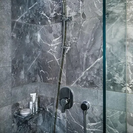 Mosaic Aparthotel