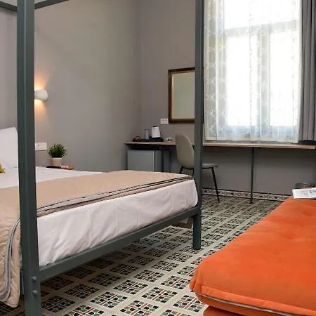 Mosaic Aparthotel 3*