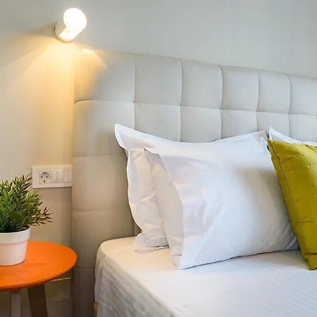 Mosaic Aparthotel