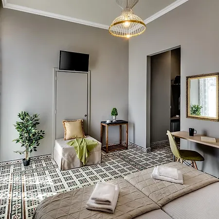 Mosaic Aparthotel 3*