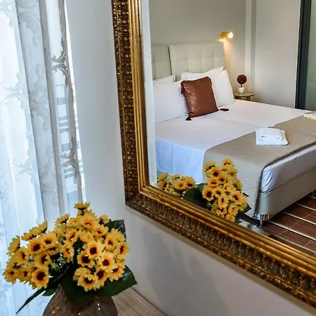 Mosaic Aparthotel