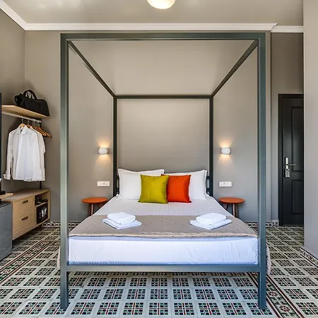 Mosaic Aparthotel 4*